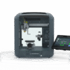 Máquina M20 Jewel de Gravotech en vista frontal, grabadora CNC compacta para joyería, distribuida por Mecatronisis en Colombia.