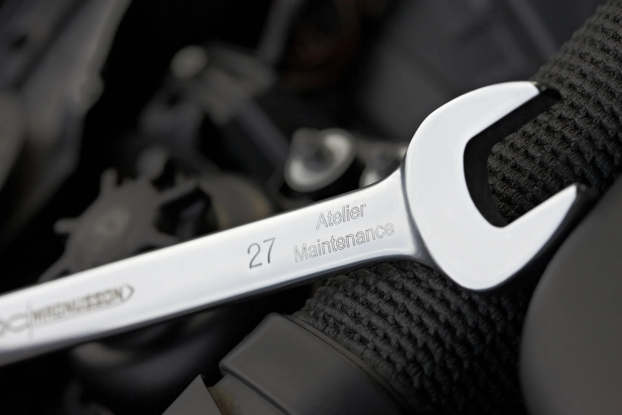 Llave de herramienta con identificación marcada a láser