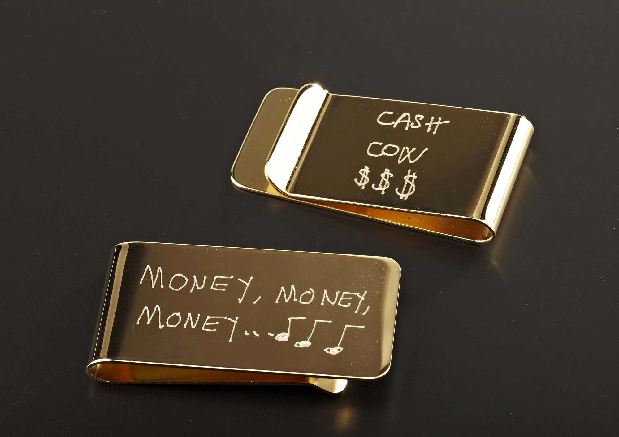 Money clips metálicos personalizados con grabado