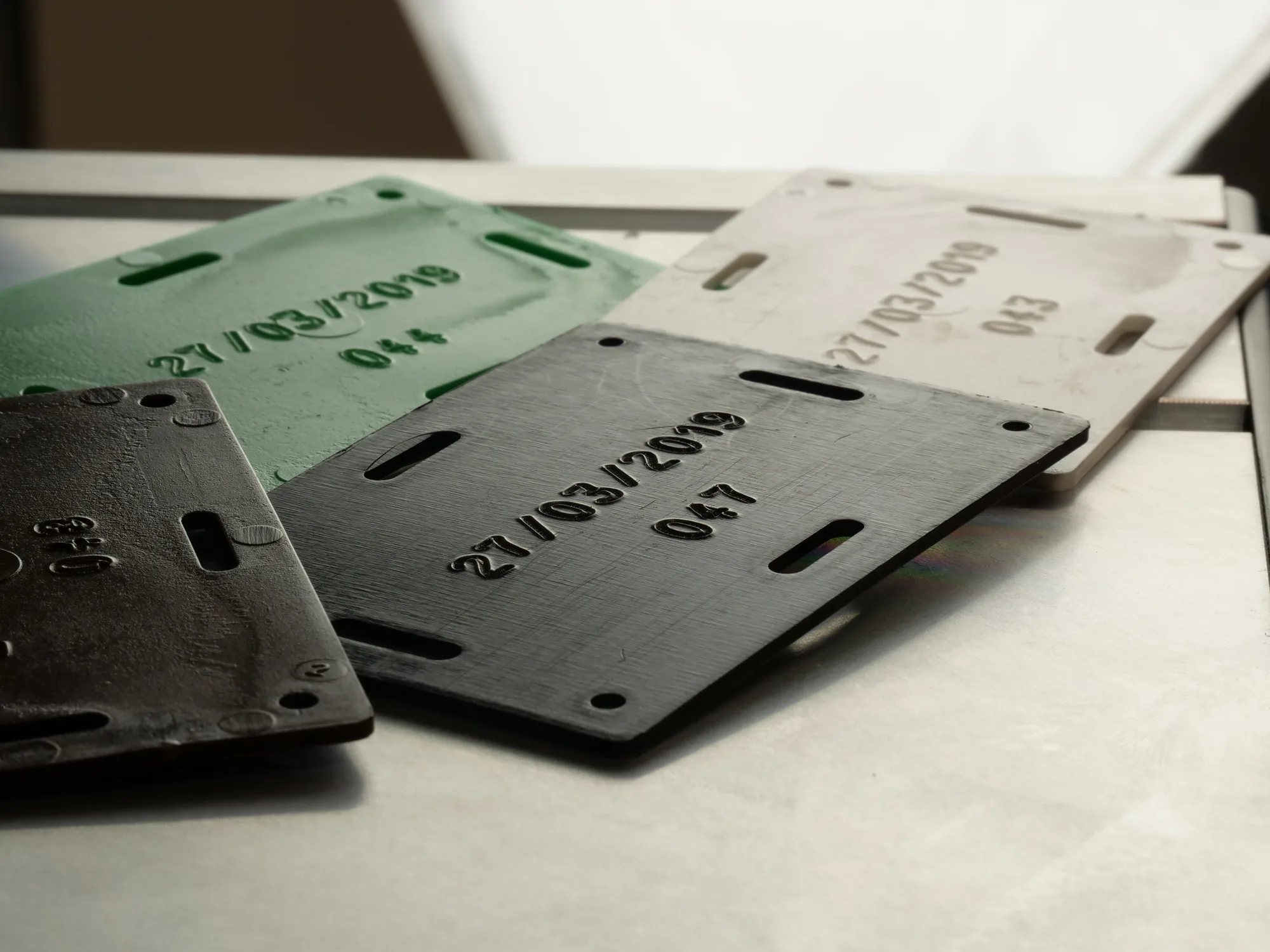 Placas de identificación tipo ID tag grabadas con láser