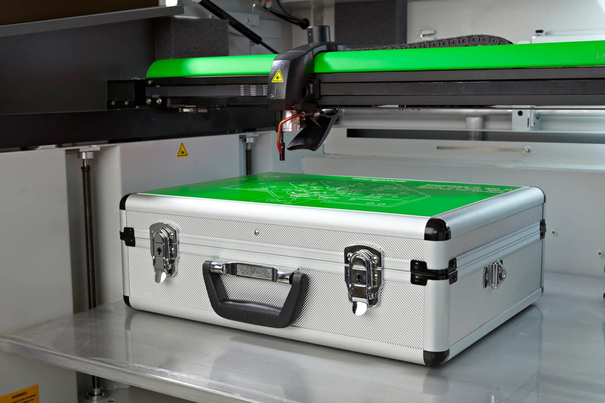 Pieza de gran formato procesada en la LS900