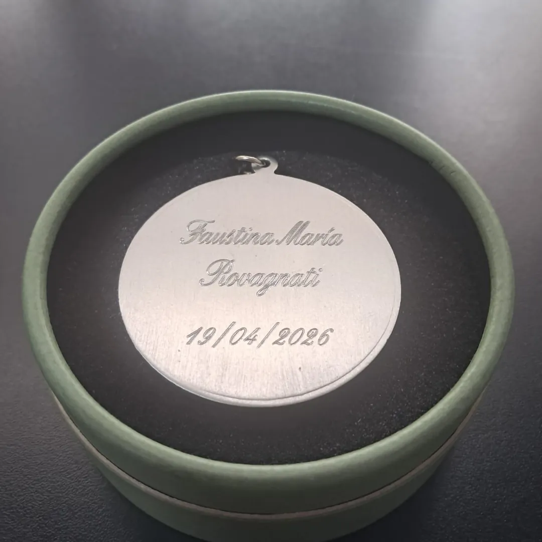 Medalla recordatorio de nacimiento